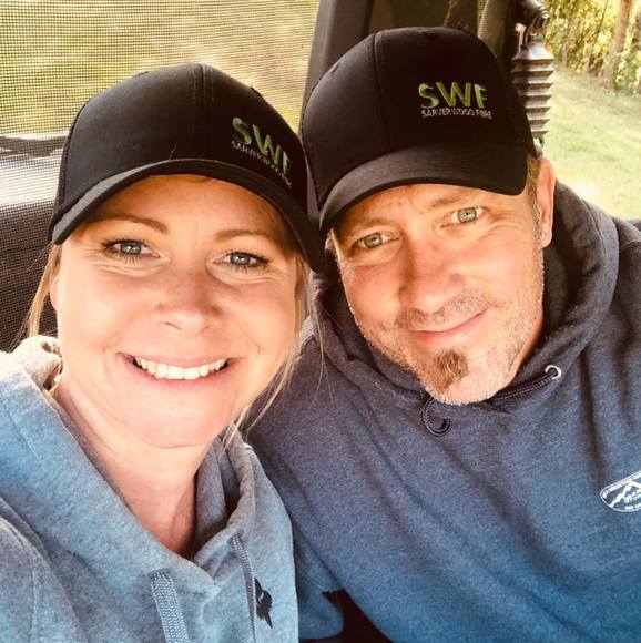 Meet your Posher, Nicole - Picture 1 of 1